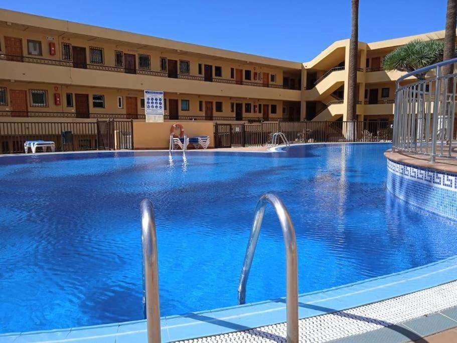 Cozy 2-Bed & Sofa-Bed Studio In Los Cristianos Eksteriør bilde