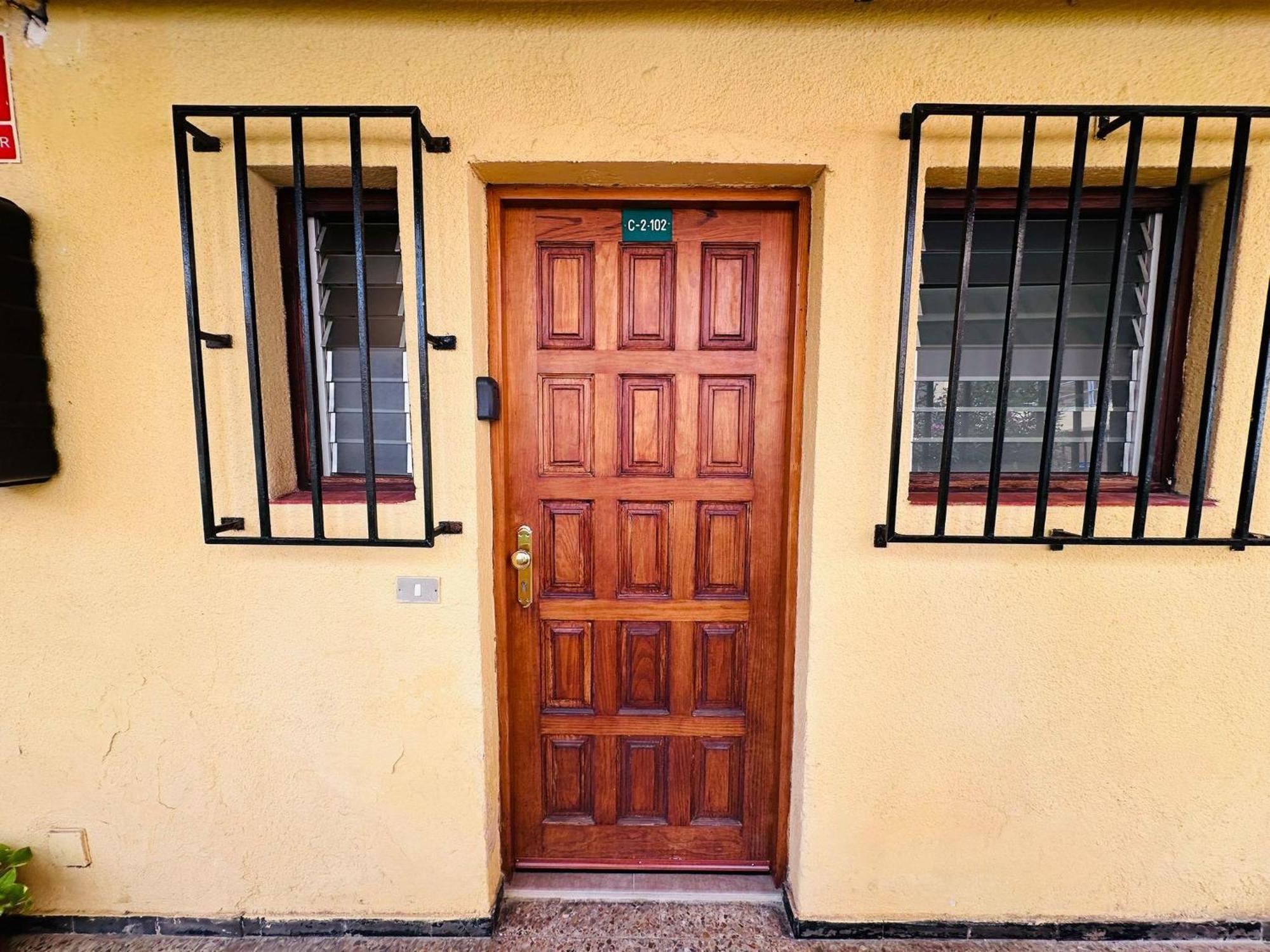 Cozy 2-Bed & Sofa-Bed Studio In Los Cristianos Eksteriør bilde