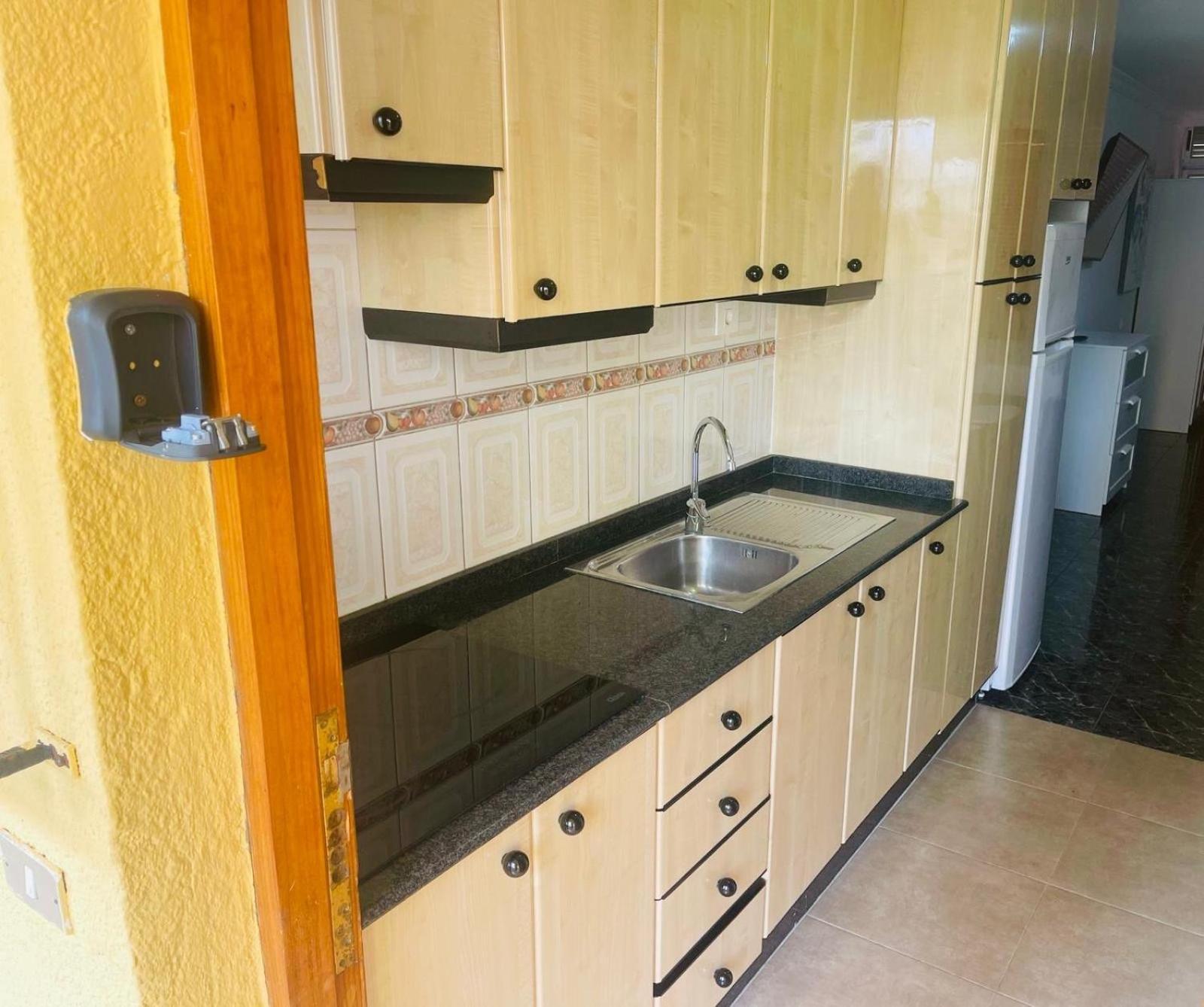Cozy 2-Bed & Sofa-Bed Studio In Los Cristianos Eksteriør bilde